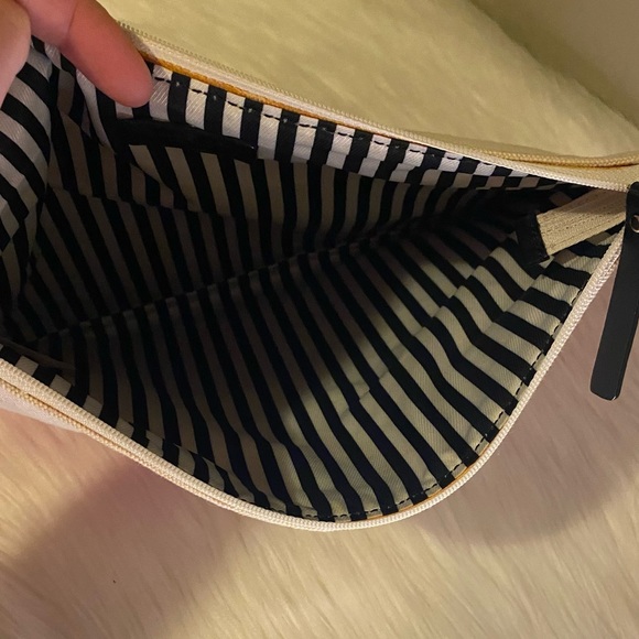 Kate Spade “Georgie” Pouch #ManiPedi 💅🏻 - Picture 4 of 4